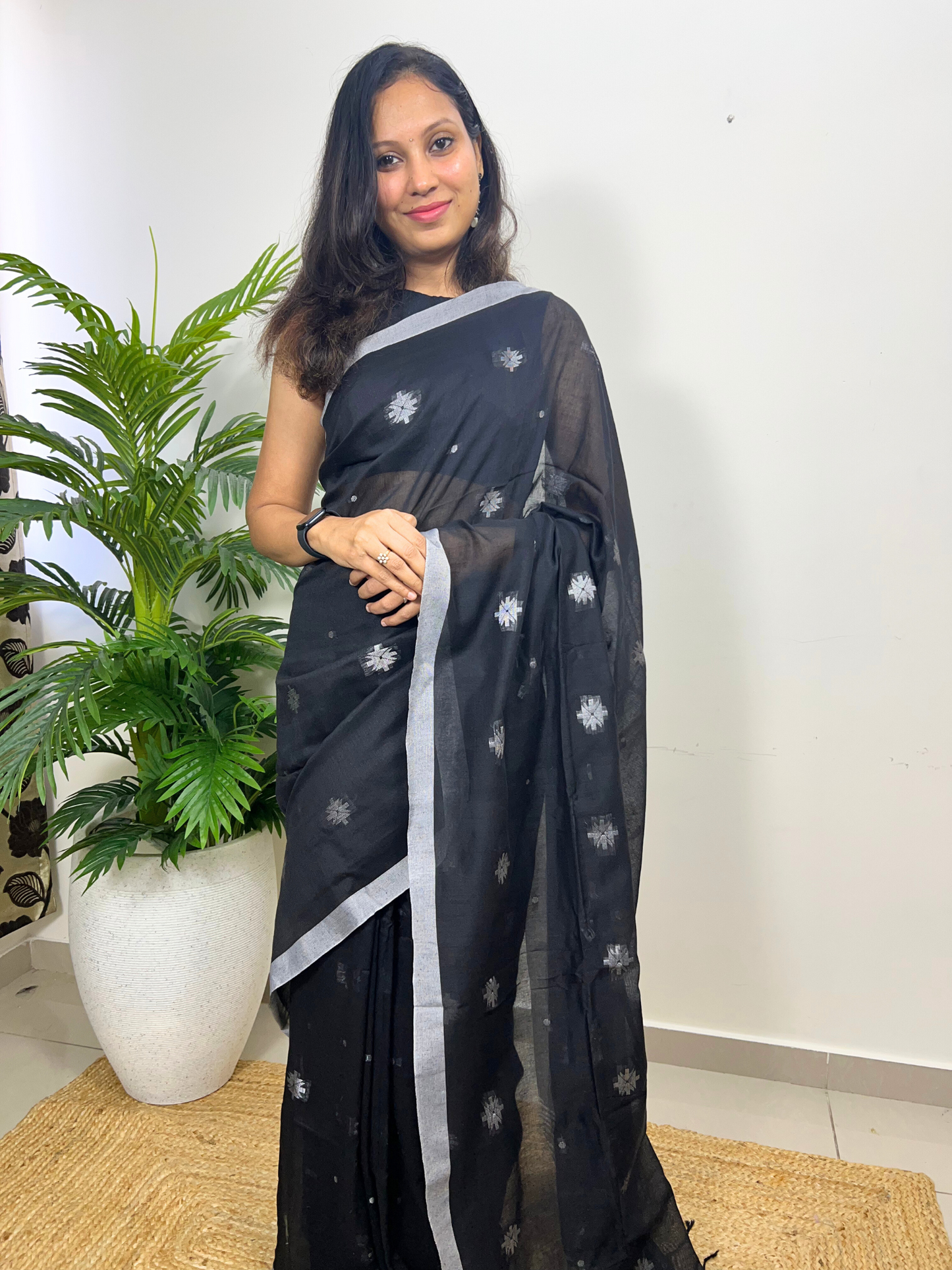 MRUNAL - BLACK