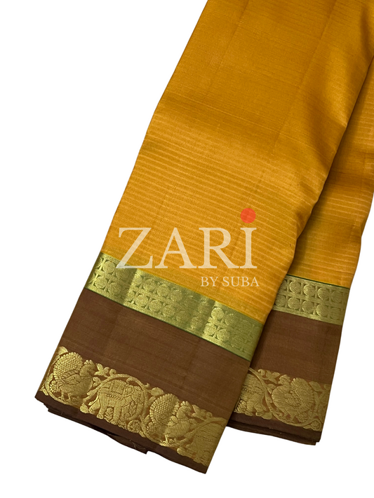 GOLDEN EARTH - Gap Border - Pure Kanchipuram Silk Saree