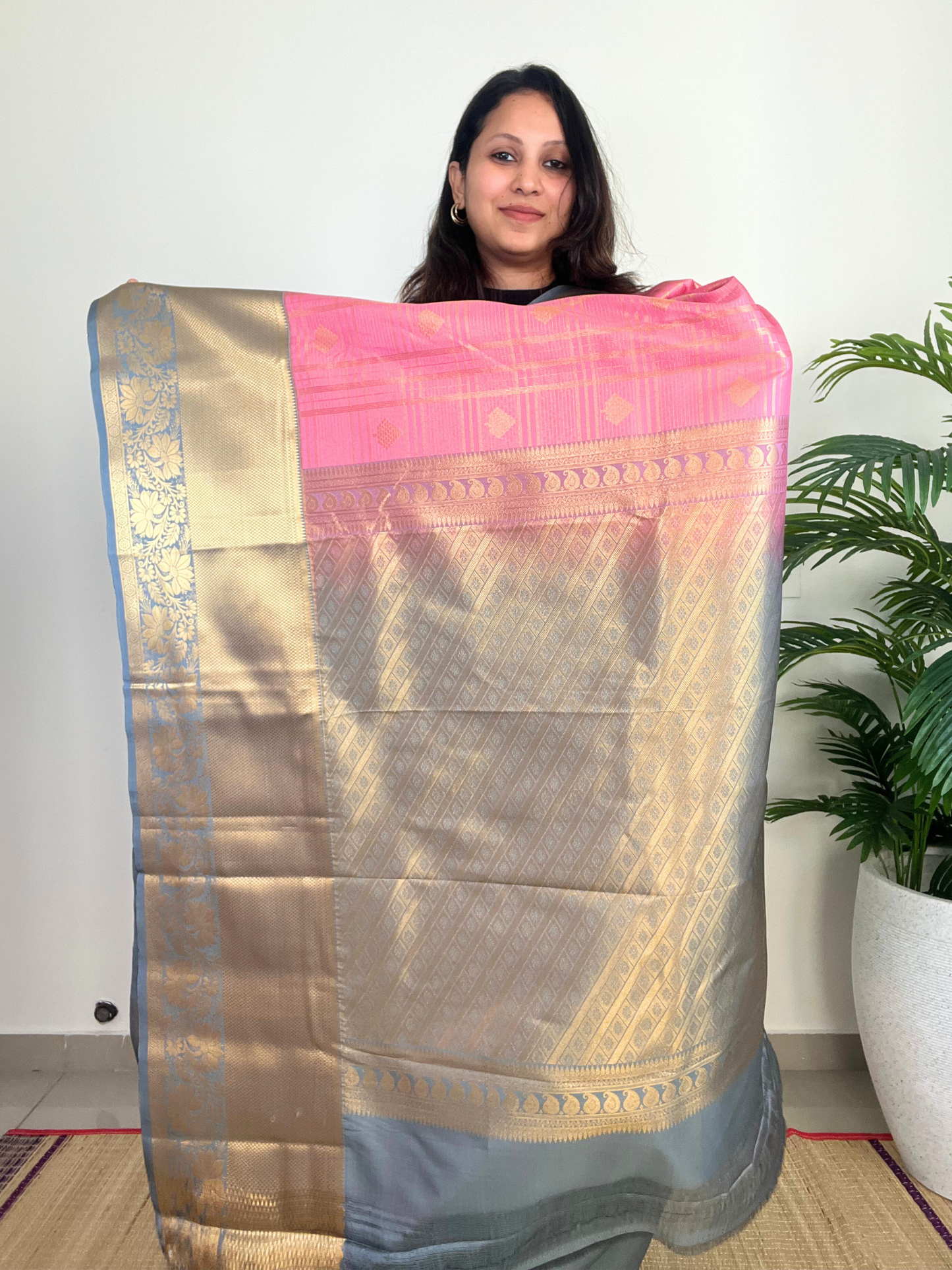 Pink and Grey - Kattam - Kanchipuram Silk Saree