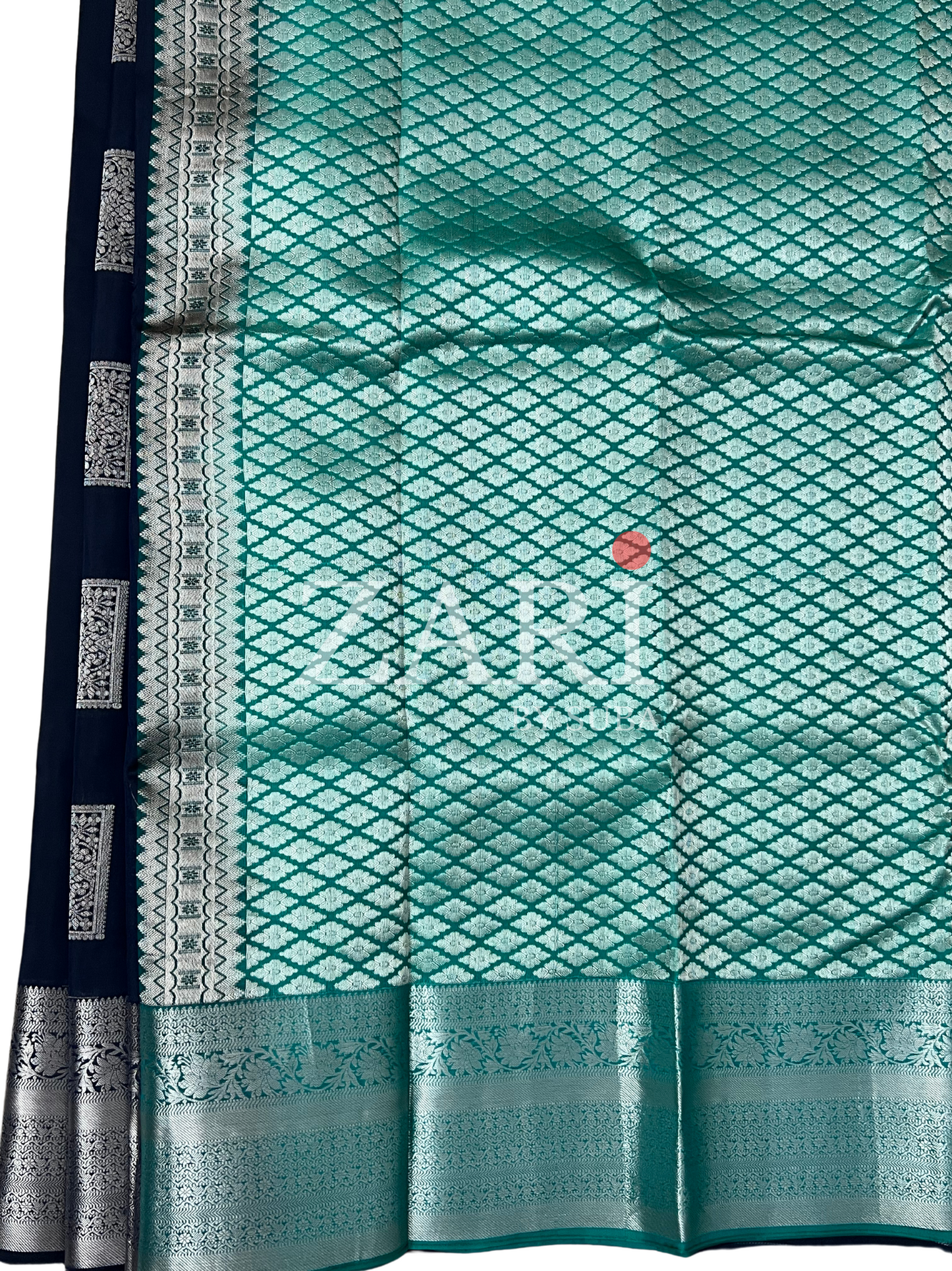 SILVER NIGHT BREEZE - Pure Kanchipuram Soft Silk Saree