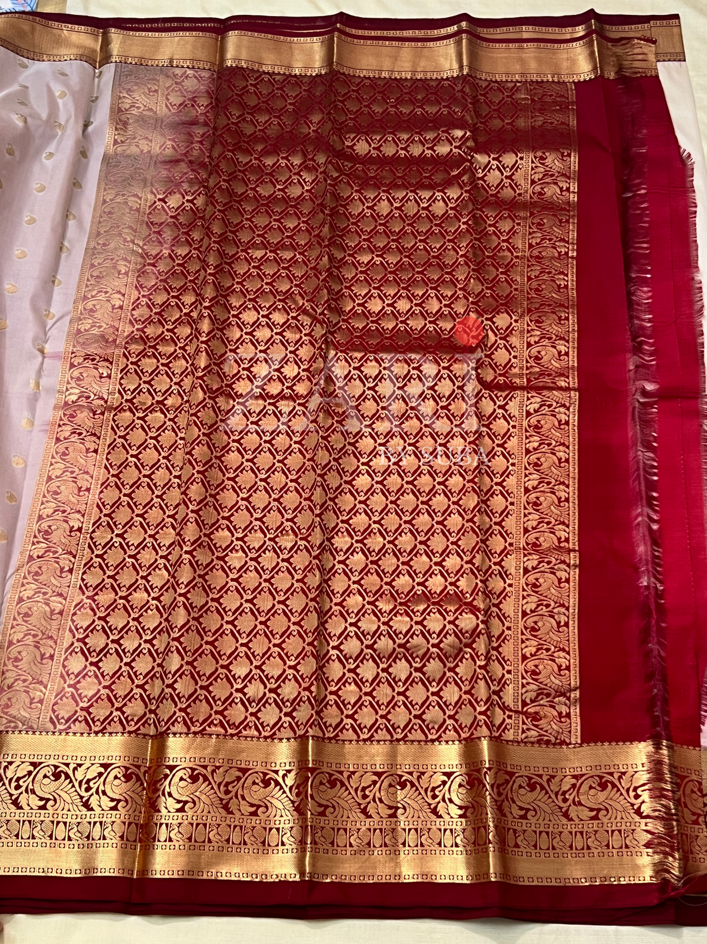 SNOW BLOSSOM - Pure Kanchipuram Silk Saree