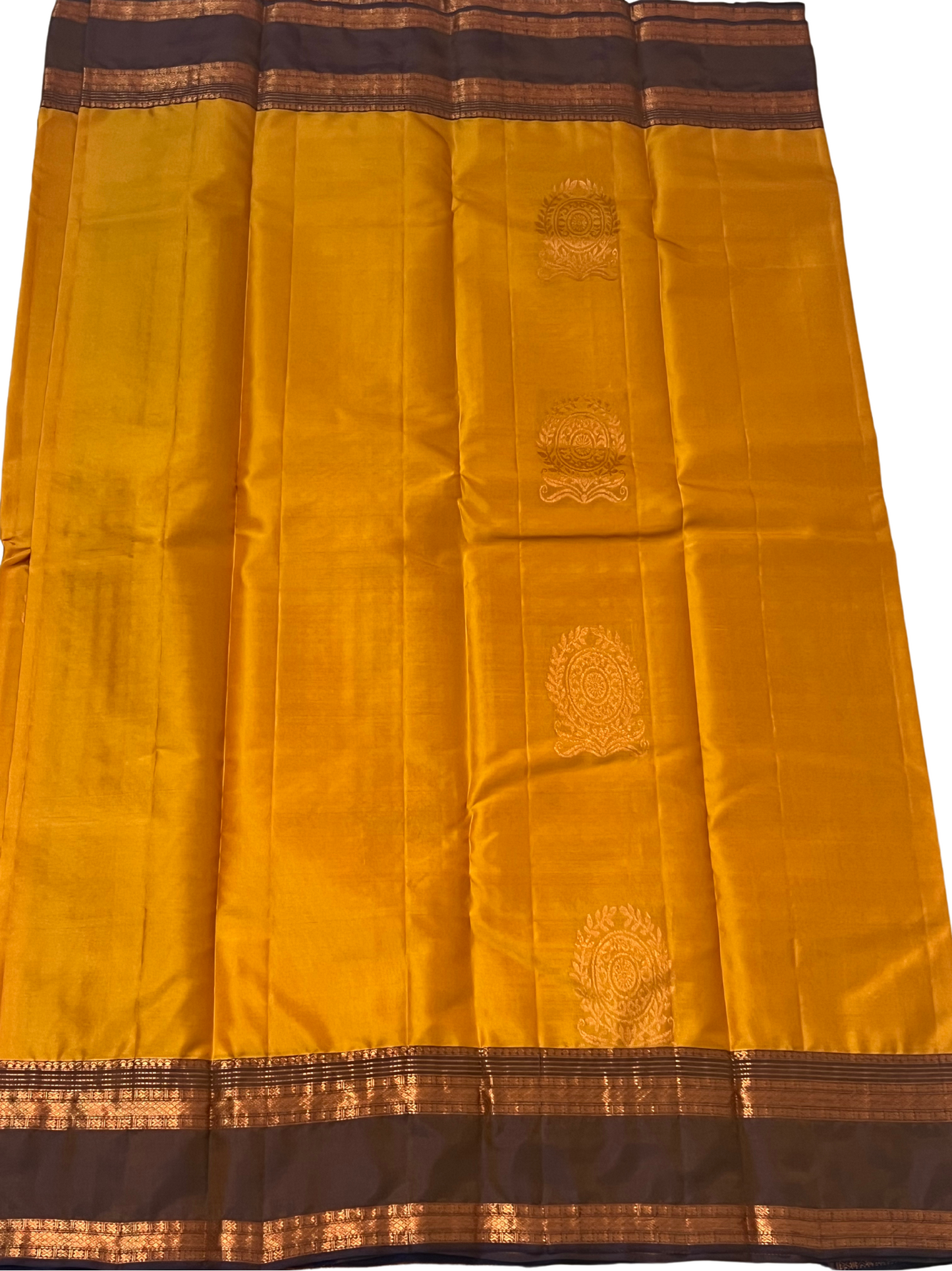 GOLDEN TIDE - Kanchipuram Silk Saree