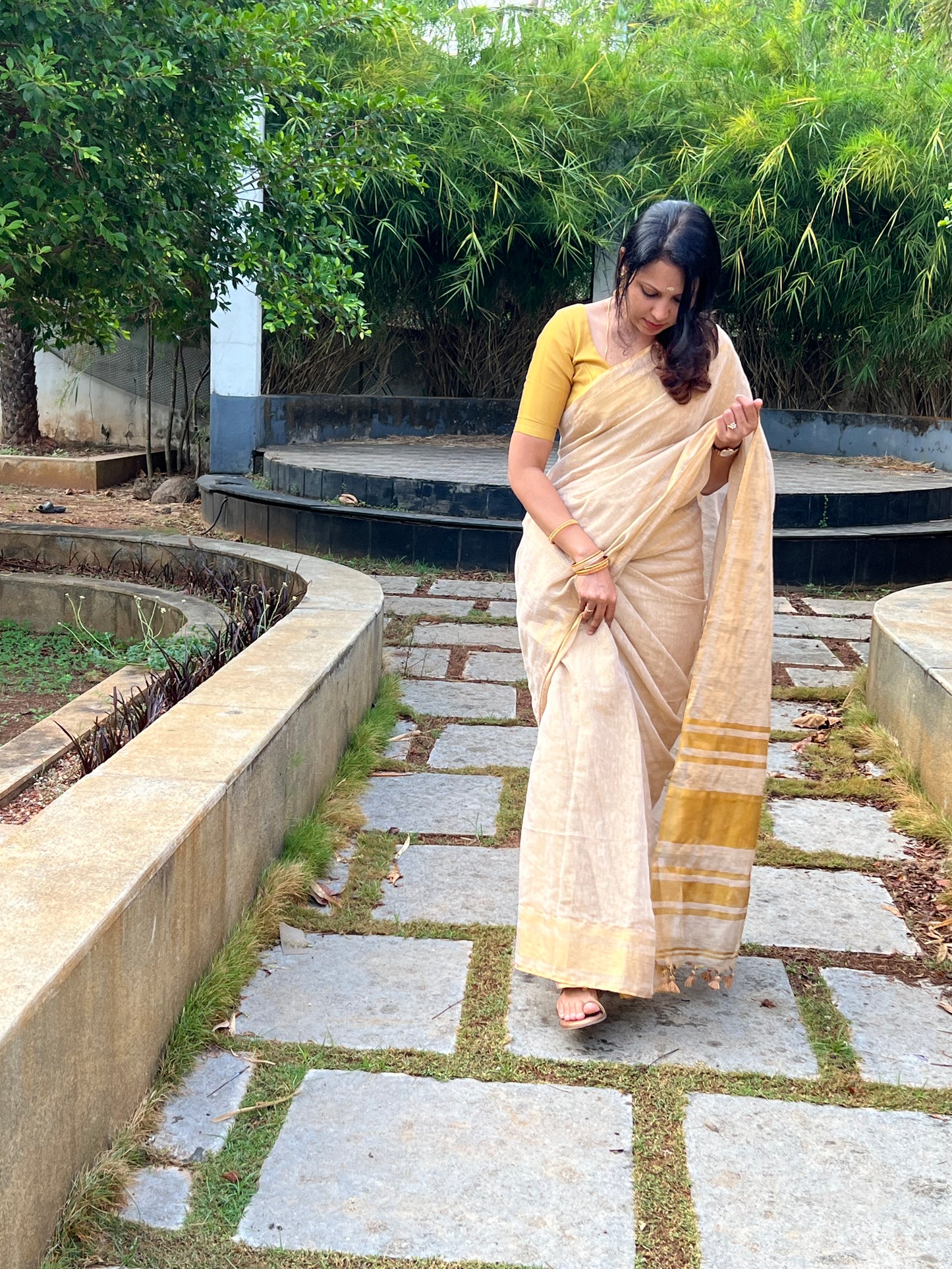 PRASANNA - GOLDEN BEIGE