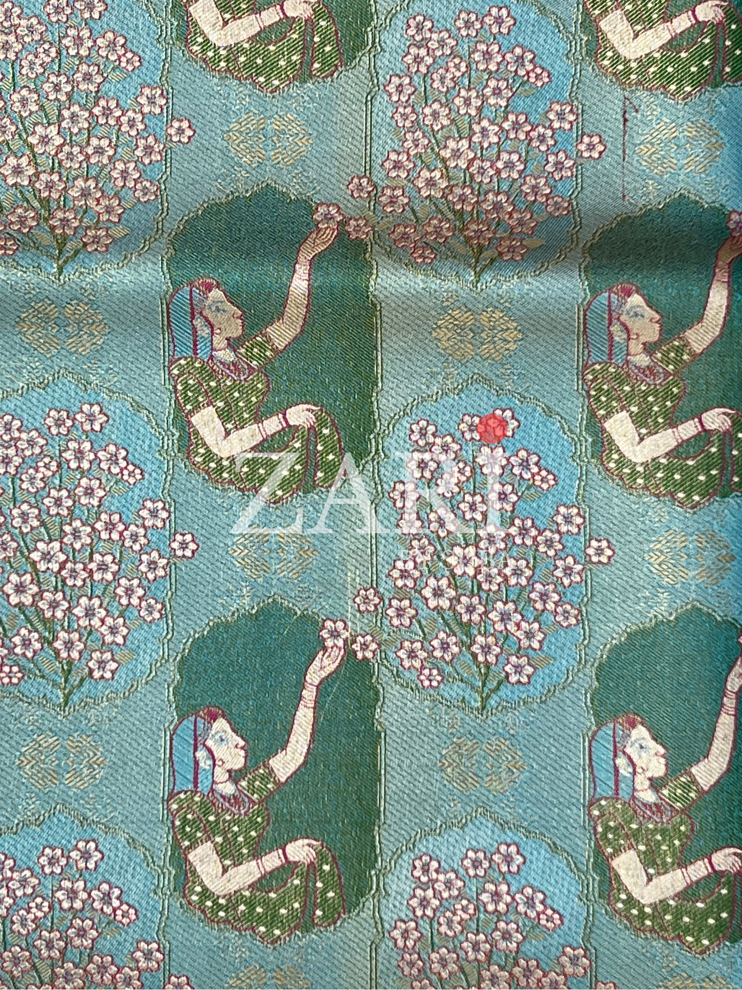 DREAM GIRL - Pure Kanchipuram Silk Saree